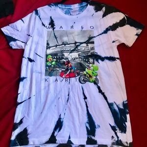 Graphic t-shirt